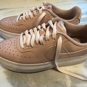 Nike Women's Sneakers in Pink Oxford